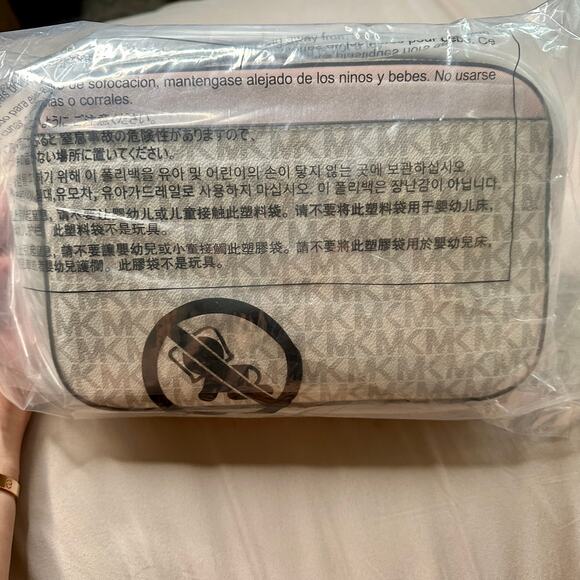 MICHAEL KORS Jet Set Large Logo Crossbody Bag MK Logo White Pink Gray Gold NWT - Picture 8 of 13